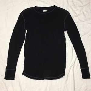 Black mossimo undershirt